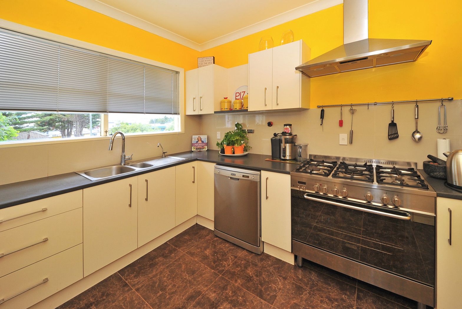 17 Plunket Avenue, Papatoetoe, Manukau City