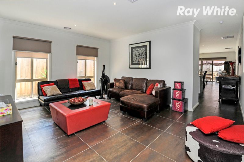 13 Fitzgerald Drive, South Morang, VIC 3752