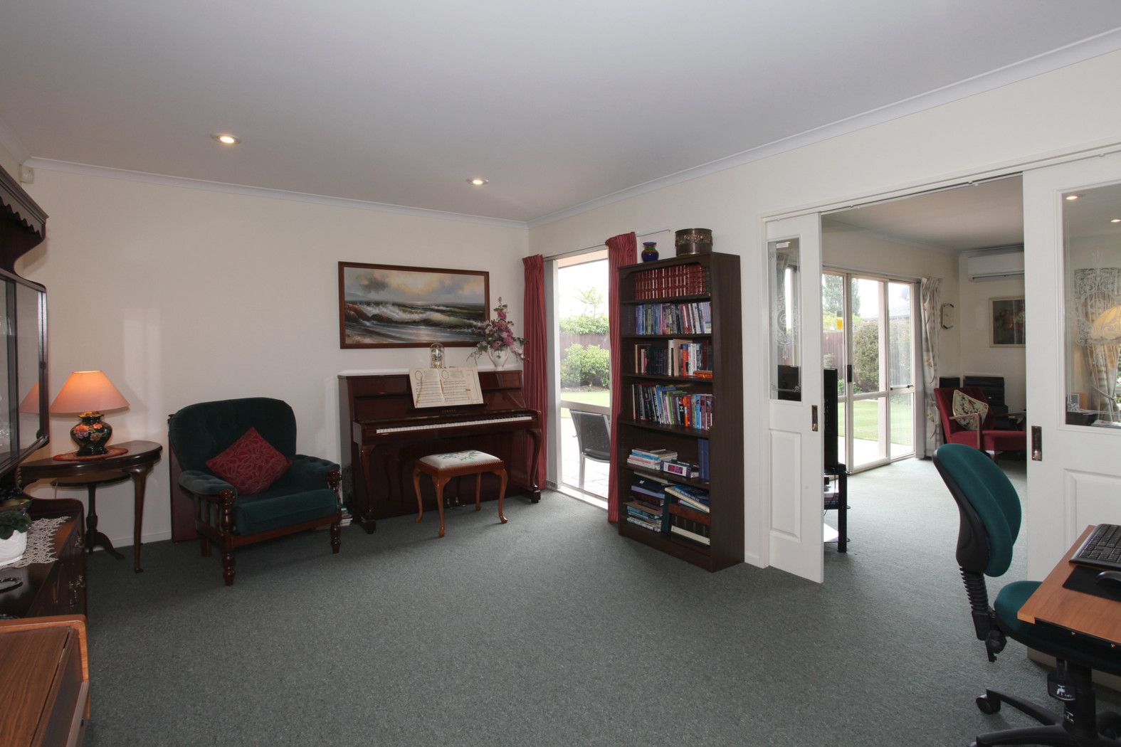 21 Autumn Place, Redwood, Christchurch City