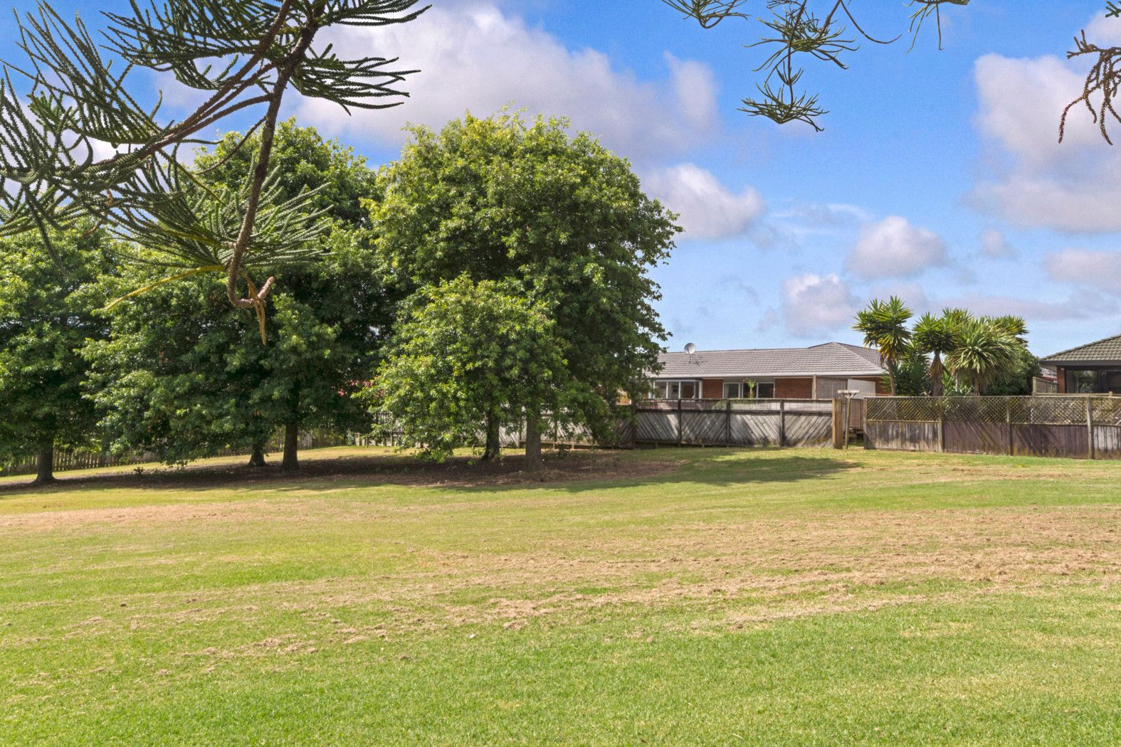 25 Orangewood Drive, Northpark, Manukau City