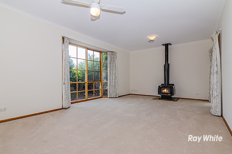 6 Yew Court, Cranbourne North, VIC 3977