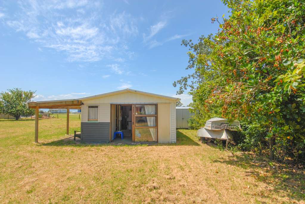 1180 East Coast Road, Kaiaua, Waikato District Real Estate Ray