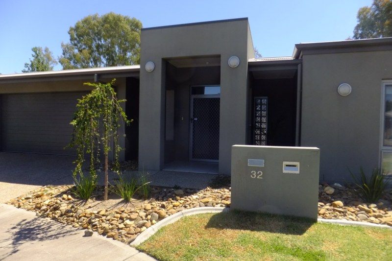 32 Mardross Court, Lavington, NSW 2641