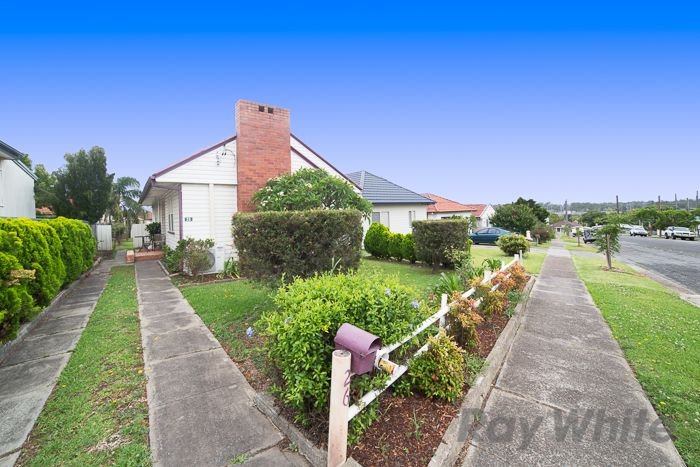 26 Vera Street, Waratah West, NSW 2298