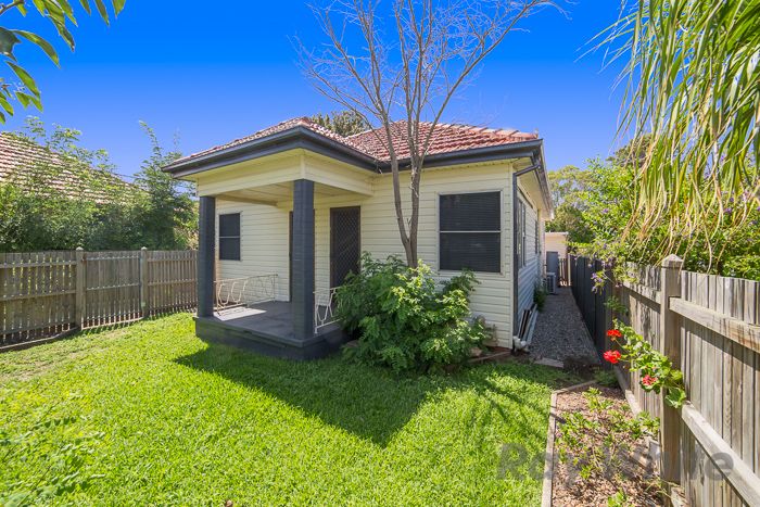 17 Collins Street, Georgetown NSW 2298