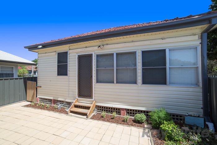 17 Collins Street, Georgetown, NSW 2298