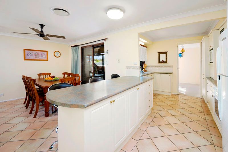 11 McCabe Place, MENAI, NSW 2234
