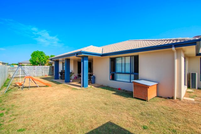 34 Reeders Street, SANDSTONE POINT, QLD 4511