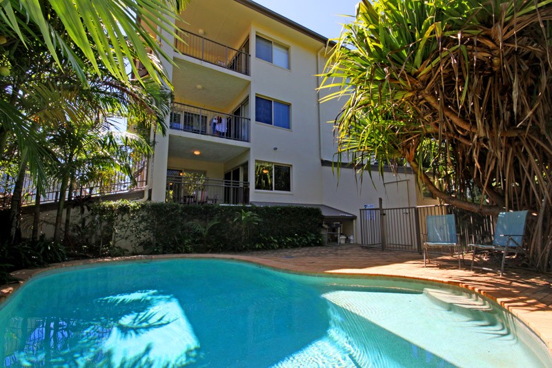 2/311 Bradman Avenue, MAROOCHYDORE, QLD 4558
