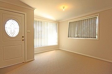 6 Elliot Place, ST HELENS PARK, NSW 2560