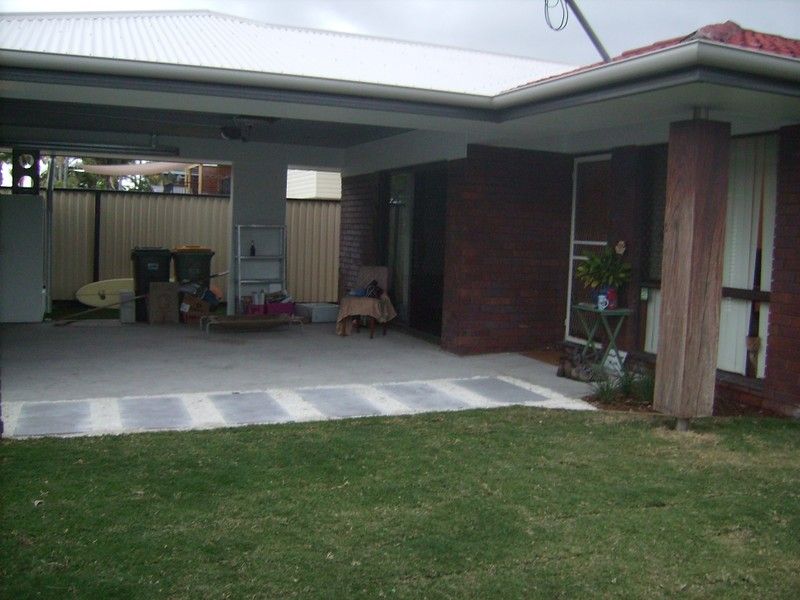 76 Jacaranda Avenue, Hollywell, QLD 4216