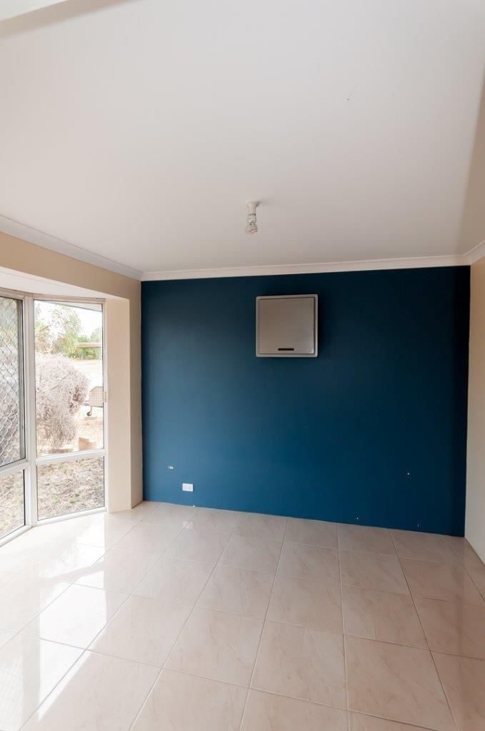 8 Jitti Court, South Guildford, WA 6055