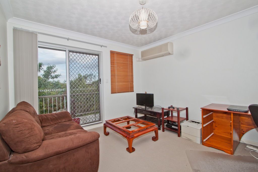 4/88 Victoria Terrace, GREENSLOPES, QLD 4120