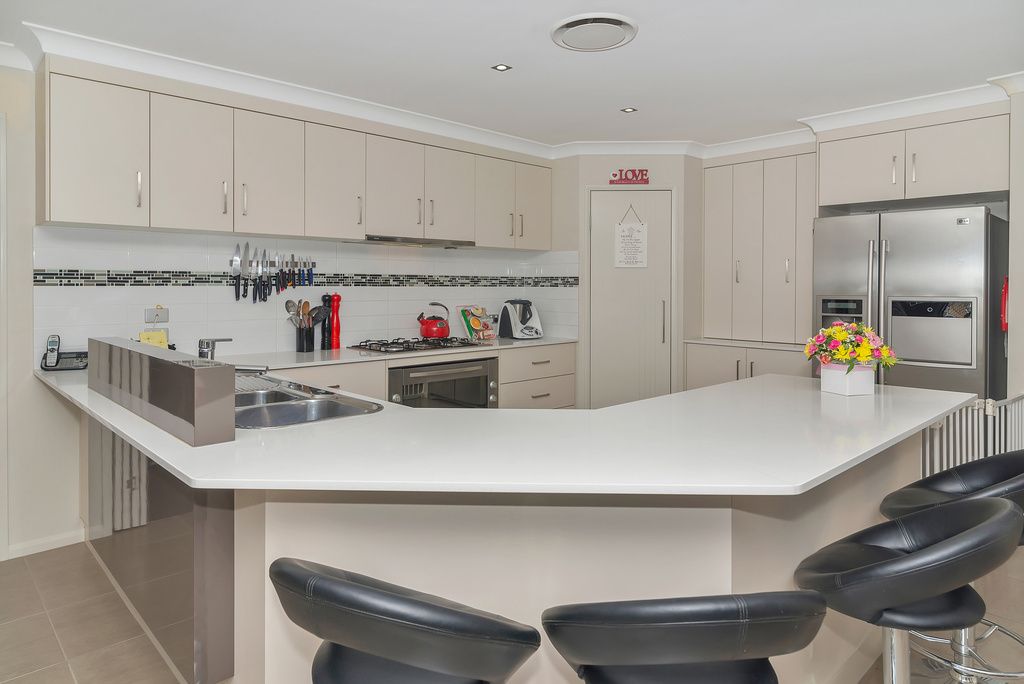 25 Northerly Drive, HODGSON VALE, QLD 4352