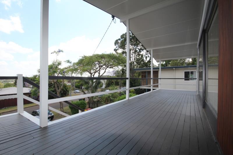 15 Dagmar Street, Holland Park West, QLD 4121
