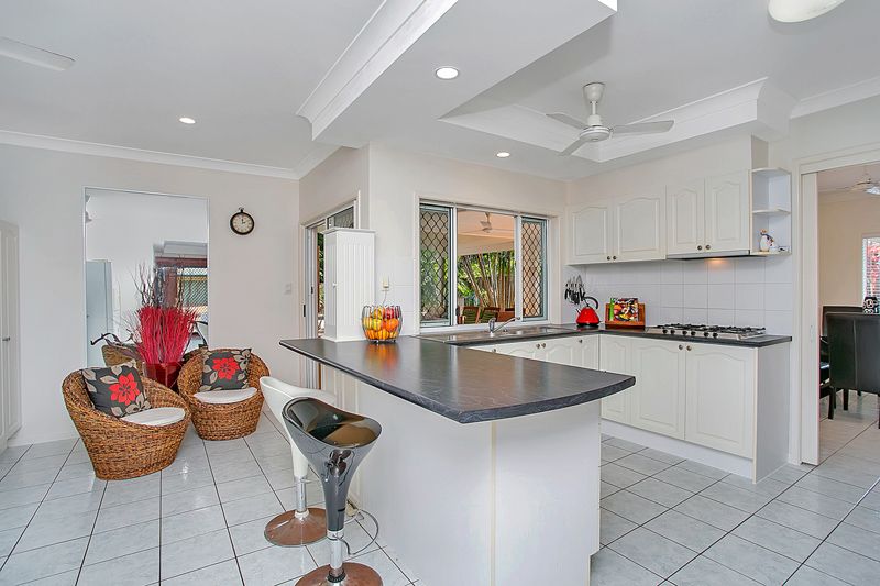 27 Bramble Street, CLIFTON BEACH, QLD 4879