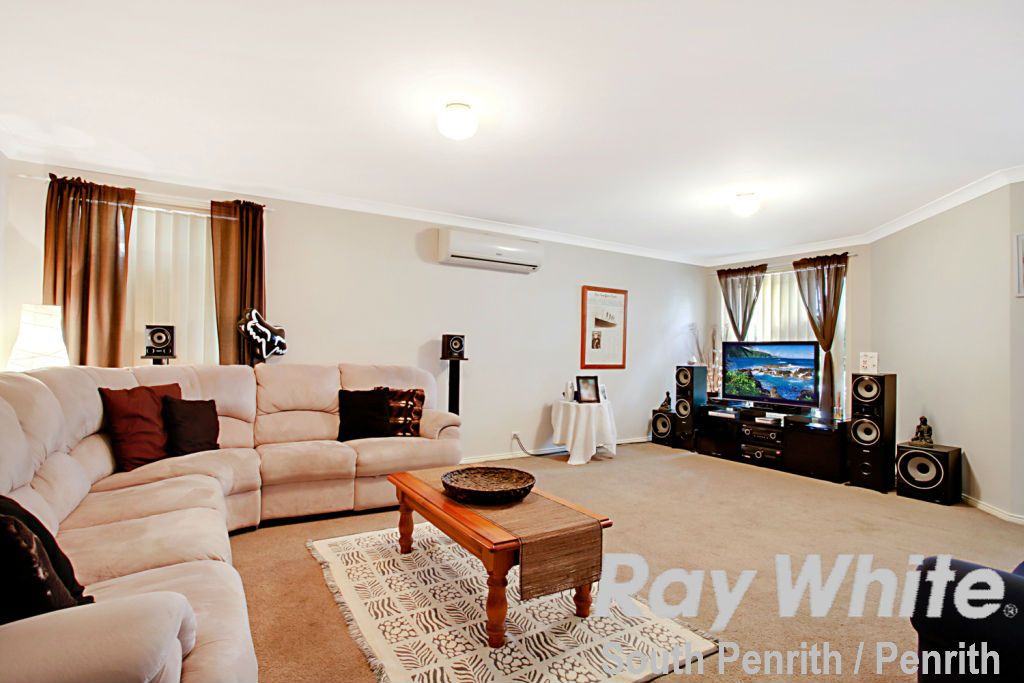 19 Ferntree Close, Glenmore Park, NSW 2745