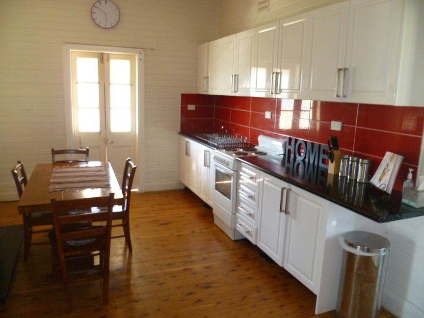 10 Wood Street, Inverell, NSW 2360