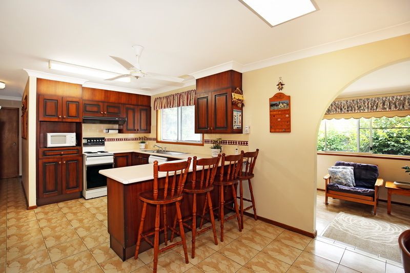 17 Penrose Drive, Bomaderry, NSW 2541