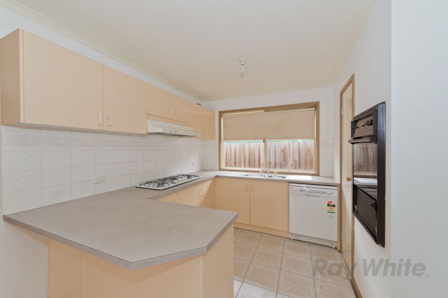 7 Hungerford Drive, Brookfield, VIC 3338