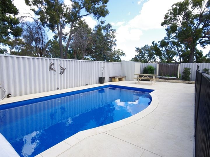 25 Foxglove Garden, Mirrabooka, WA 6061