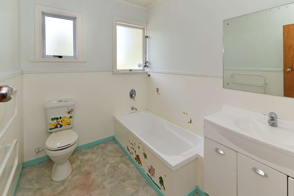 11 Patricia Place photo 5