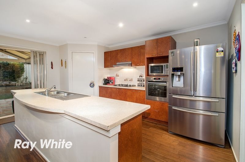8 Holbrook Court, Stanhope Gardens, NSW 2768