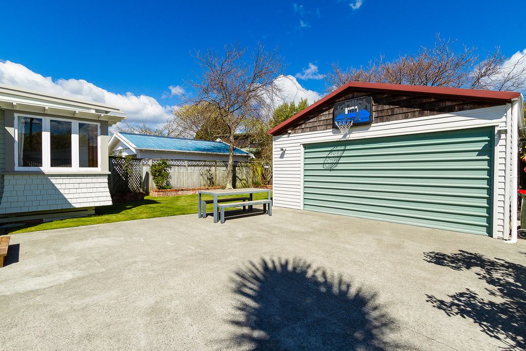 7 Ropata Crescent, Boulcott, Lower Hutt City