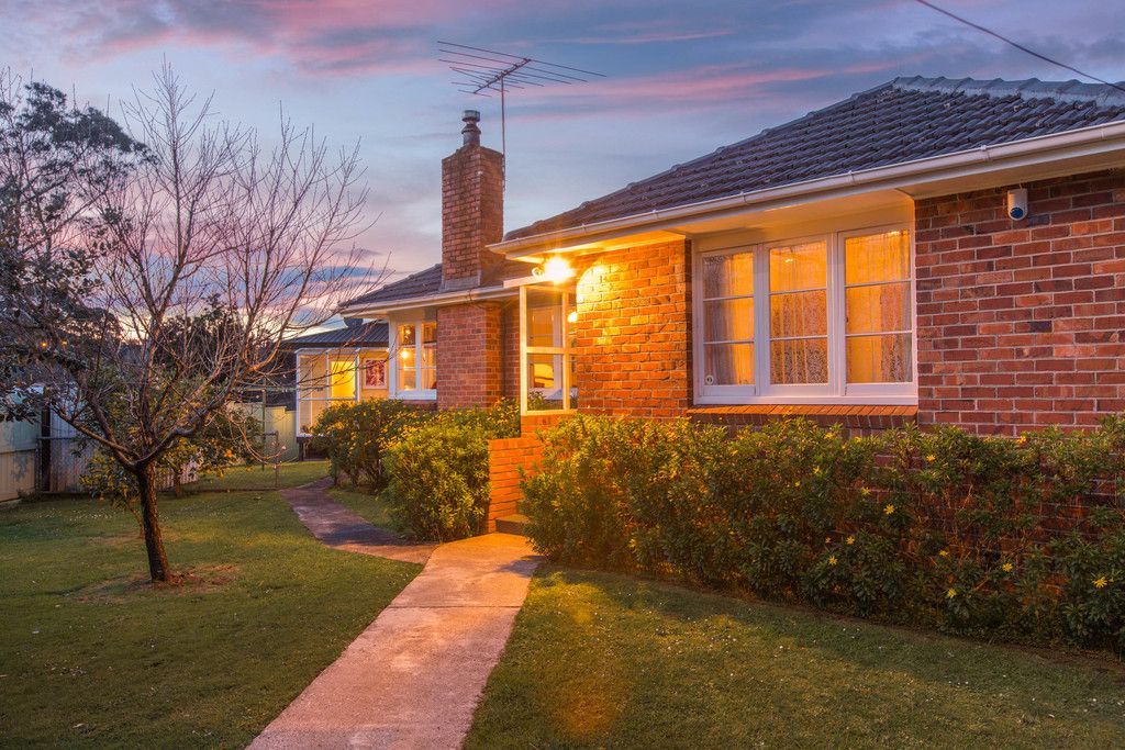 19 Walmsley Road, Mangere Bridge, Manukau City
