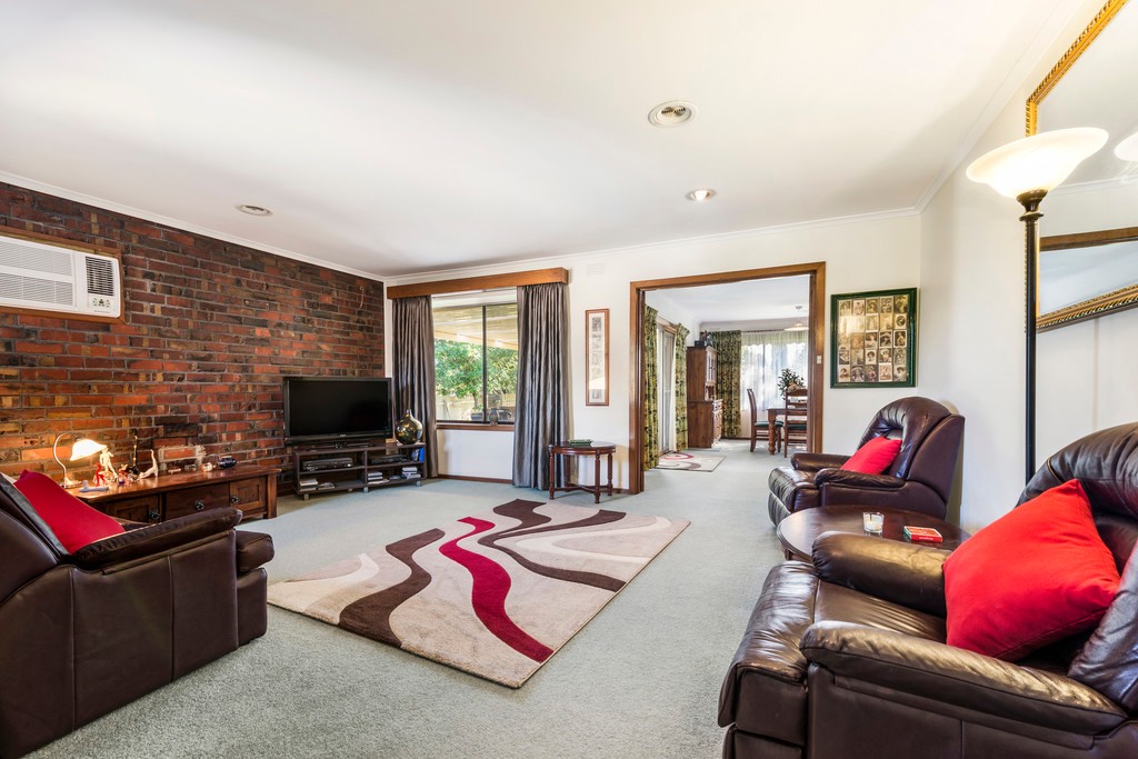 8 Gregory Crescent, Mulgrave, VIC 3170