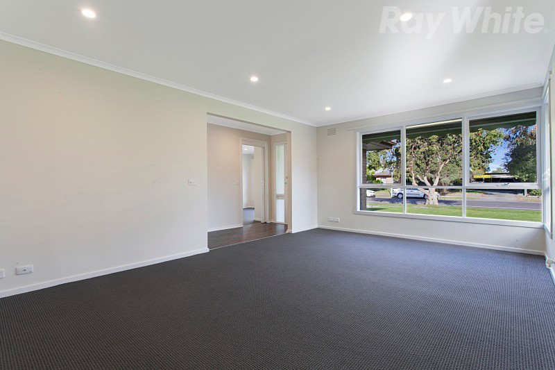 295 Windermere Drive, Ferntree Gully, VIC 3156