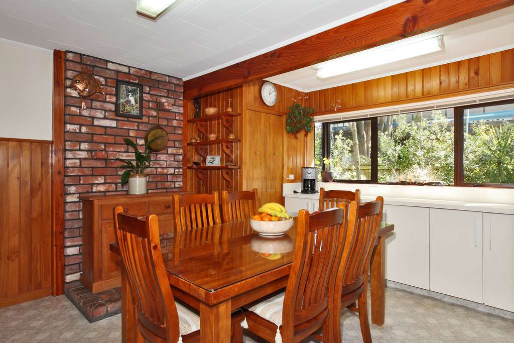 59a Rocking Horse Road photo 3