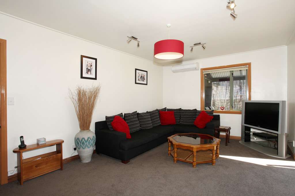 180 Aorangi Road photo 4