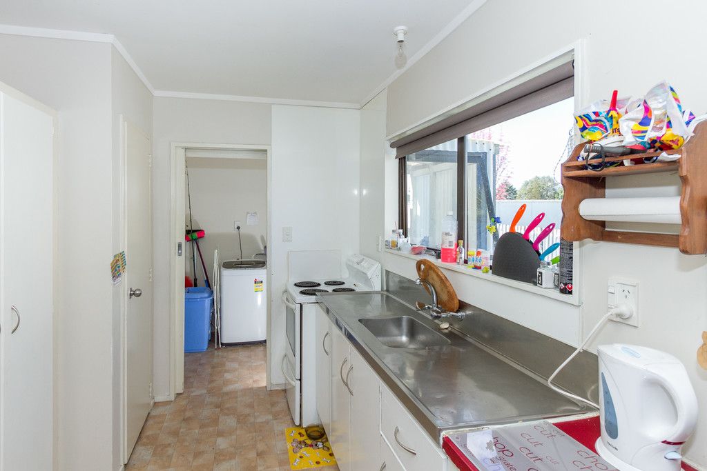 12a Lloyd Drive, Nawton, Hamilton City