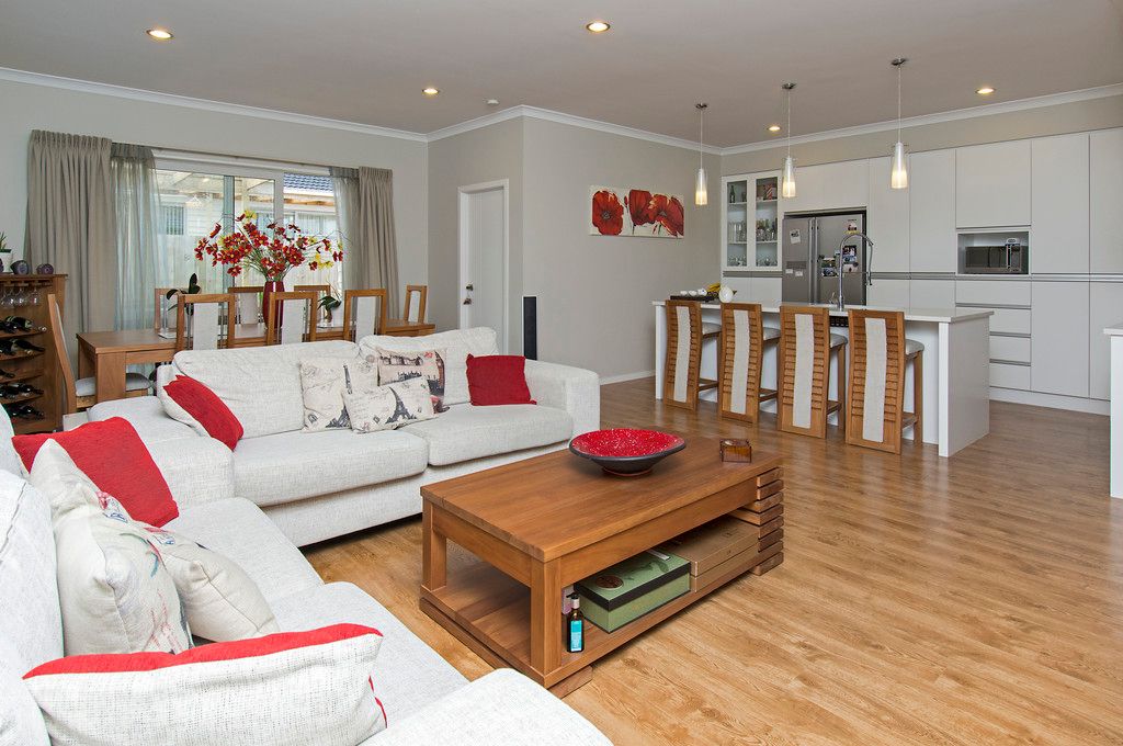 87c Stancombe Road, Flat Bush, Manukau City