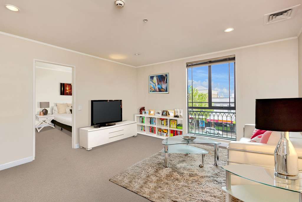 184 Symonds Street photo 1