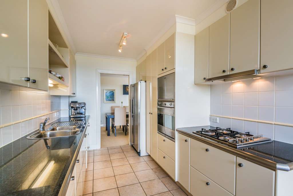202/8 Middleton Road photo 6