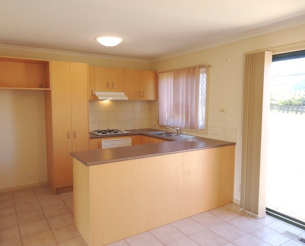 8/59 St Vigeons Road, Reservoir, VIC 3073