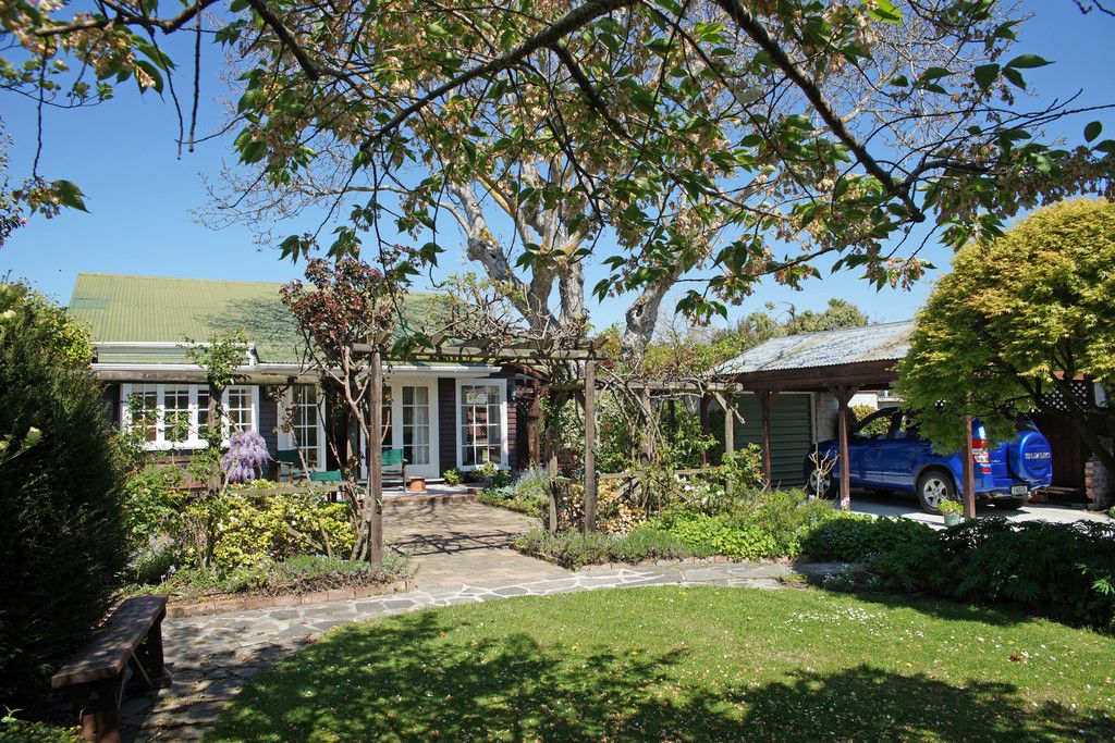 12 Corson Avenue, Beckenham, Christchurch City