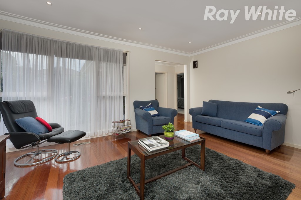 6 Carolyn Crescent, Bundoora, VIC 3083