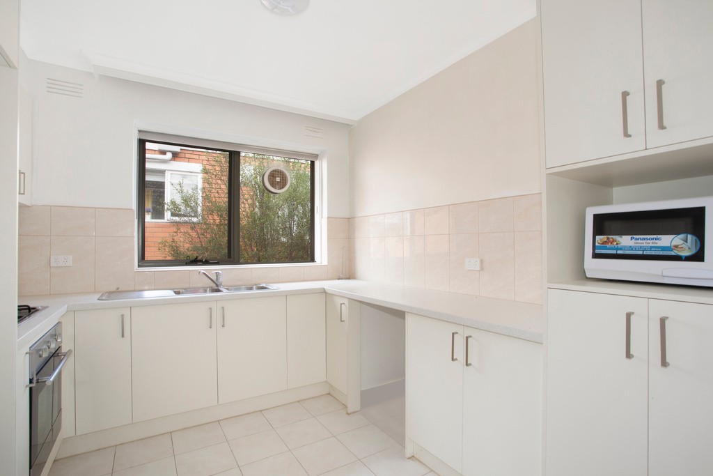 4/684 Inkerman Road, Caulfield North, VIC 3161