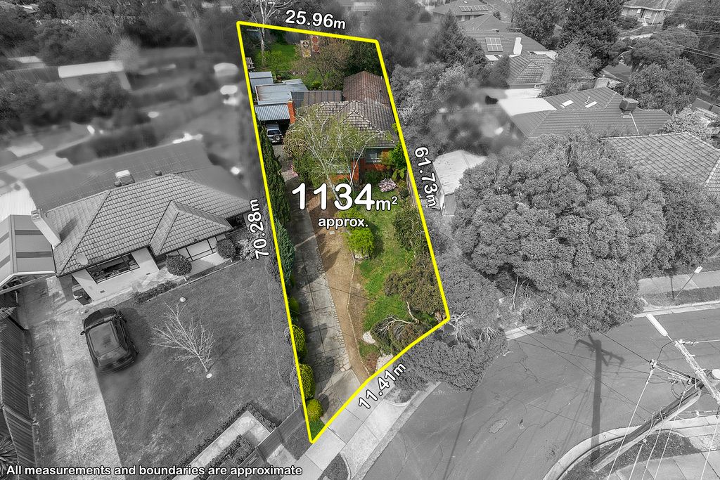4 Busst Drive, Watsonia North, VIC 3087