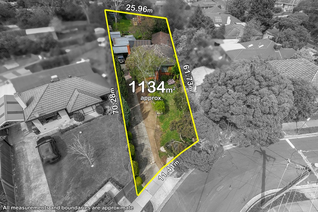 4 Busst Drive, Watsonia North, VIC 3087
