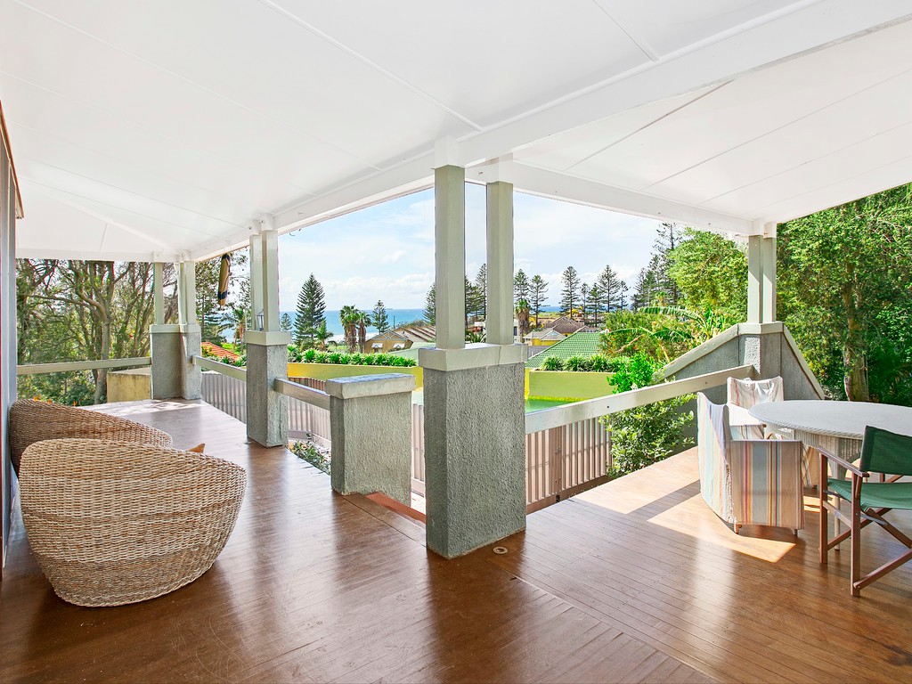 4 Headland Avenue, Austinmer, NSW 2515