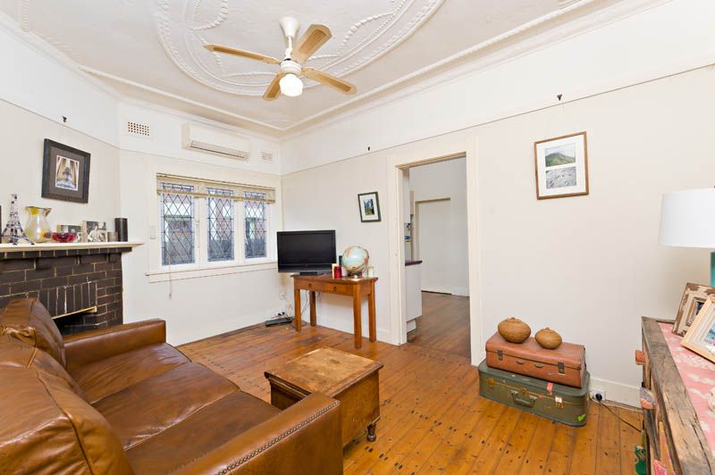 20 Jarvie Avenue, Petersham, NSW 2049