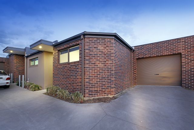 3/58 St Vigeons Road, Reservoir, VIC 3073