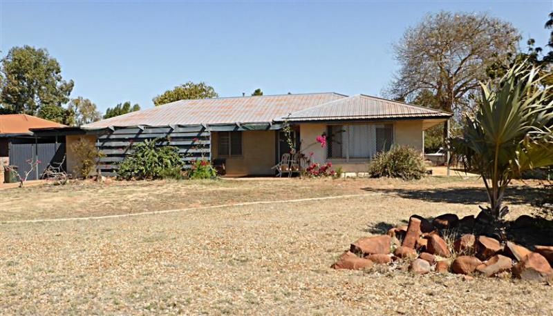 9 Pinderi Crescent, Dampier, WA 6713