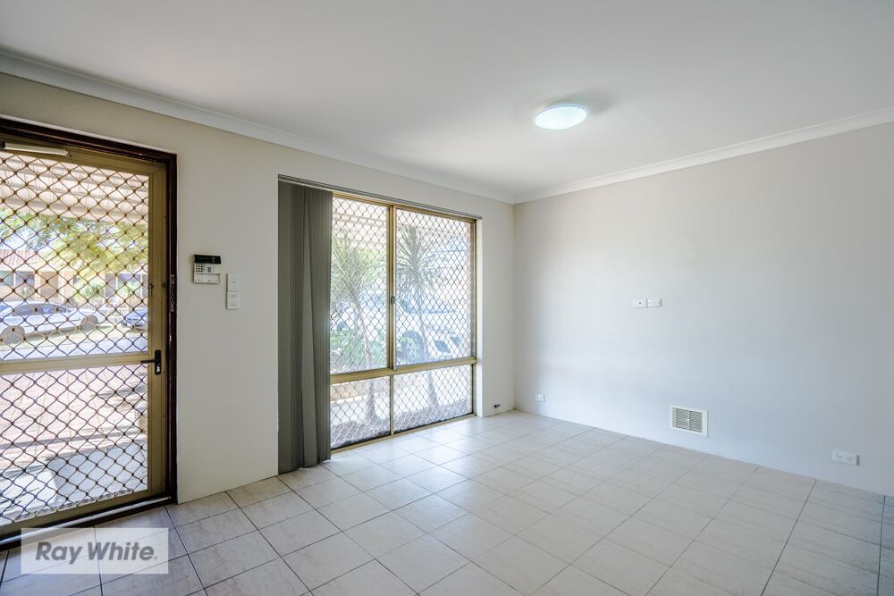 4 Japonica Heights, Mirrabooka, WA 6061