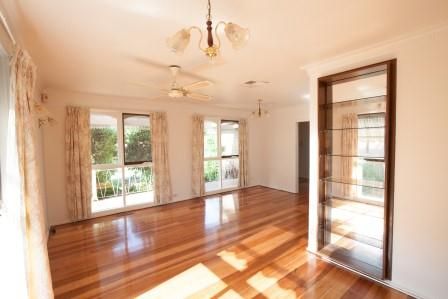15 Gilbert Court, SCORESBY, VIC 3179