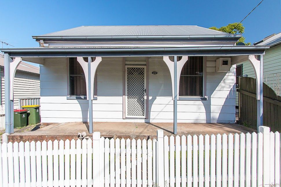 42 Church Street, Mayfield, NSW 2304
